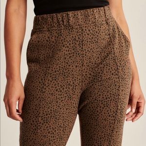 Abercrombie & Fitch City Joggers